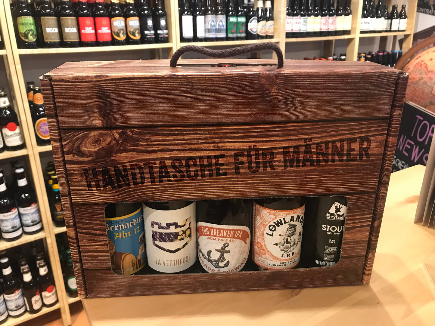 Handtasche für Männer mit 5 internationalen Craft Bier
